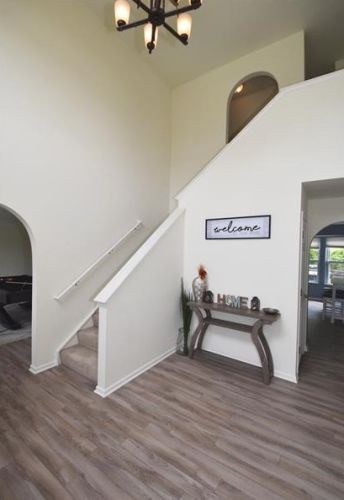 113 Nottingham Dr, Pittsburgh, PA 15205-9735