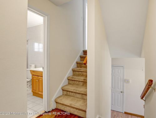 22 Arlene Dr, West Long Branch NJ 07764-1153 exterior