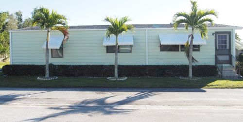 560 Natalie Dr, Fort Pierce, FL 34952-7952