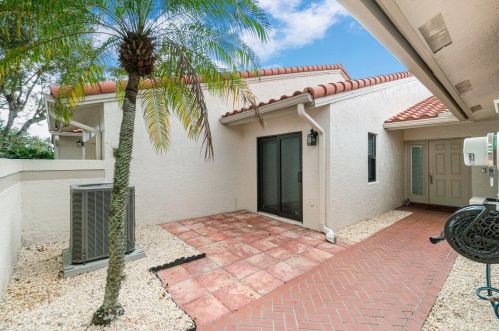 19943 Dean Dr, Boca Raton FL  33434-5410 exterior