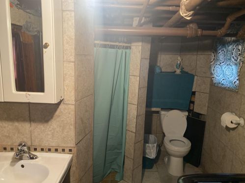 2862 11 St, Milwaukee WI 53206-3260 exterior