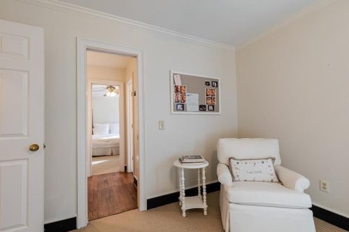 1552 Barrington Ct, Atlanta GA exterior