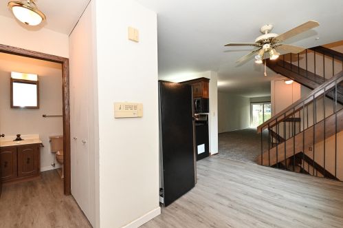 9027 70, Milwaukee WI 53223-2151 exterior