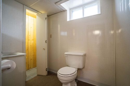 2141 54 St, Milwaukee WI 53219-1603 exterior