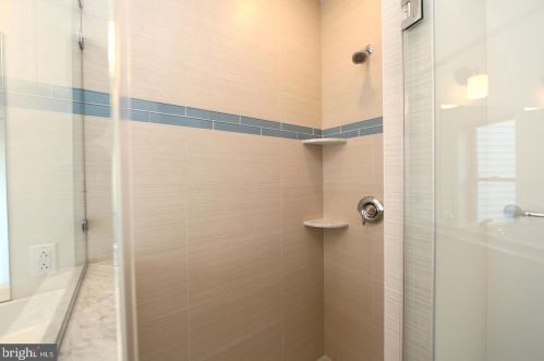 2665 Amber St, Philadelphia PA 19134-3835 exterior