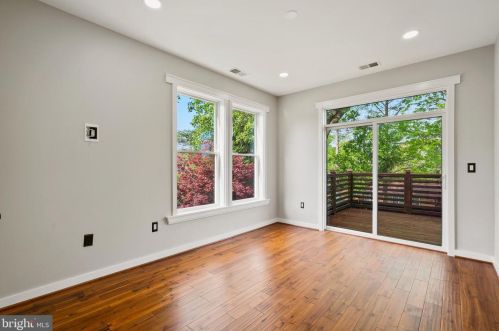 2216 30th St, Washington DC  20020-3369 exterior