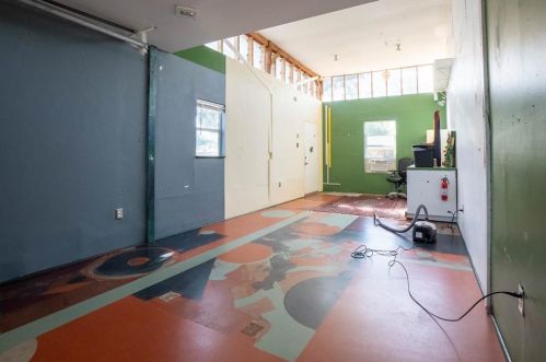 7401 Eastcrest Dr, Austin TX 78752-1424 exterior