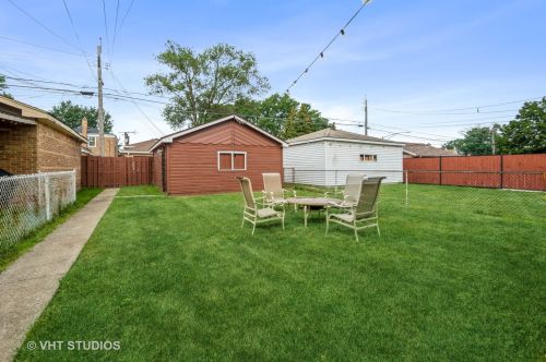 8008 Talman Ave, Chicago IL 60622-1630 exterior