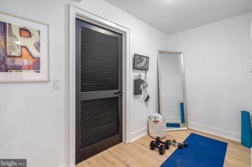 2612 Hagert St, Philadelphia PA 19125-1209 exterior