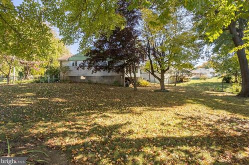 200 Gerald Dr, Chester PA 19014-1716 exterior