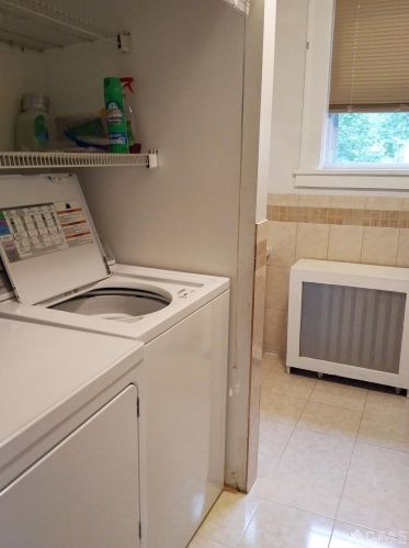 748 Ctr St, Green Brook NJ 08812-1510 exterior