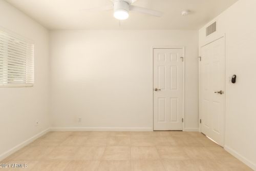 6138 9th Ave, Phoenix AZ  85013-1409 exterior