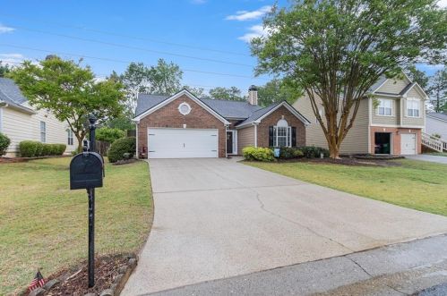 2845 Dominion Walk Ln, Lithonia, GA 30078-7345