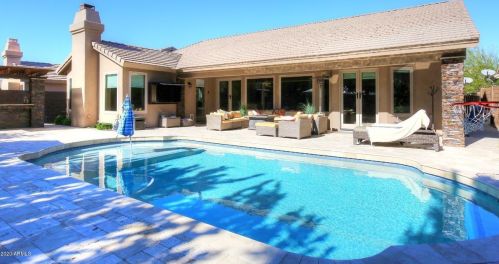 4515 Chisum Trl, Phoenix AZ  85050-8568 exterior