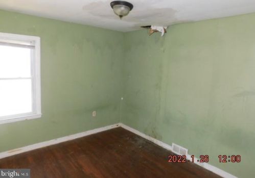 20 Steinway Ave, Trenton NJ 08618-1614 exterior