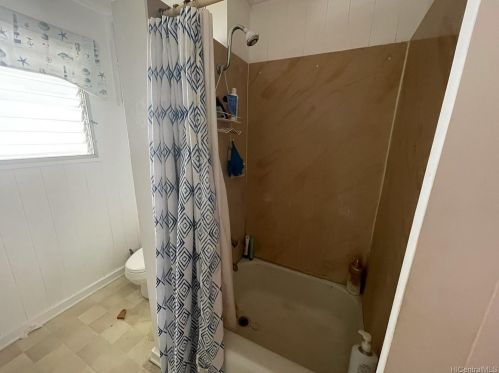 2843 Dow St, Honolulu HI 96817-1133 exterior