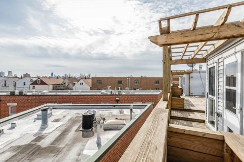 1145 Newport Ave, Chicago IL 60657-1512 exterior