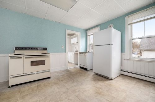 7 Fay St, Taunton MA 02780 exterior