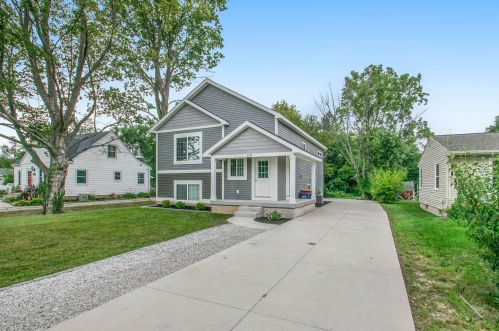 3155 10th St, Grand Rapids, MI 49504-3662