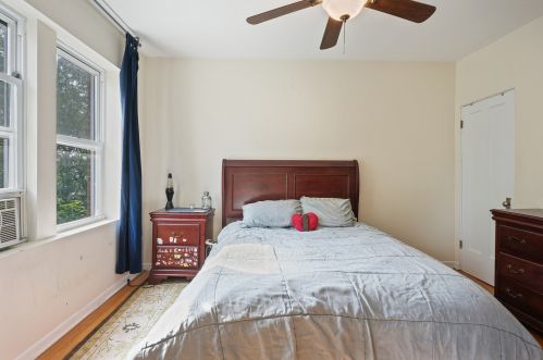 3701 Cullom Ave, Chicago IL  60618-2029 exterior