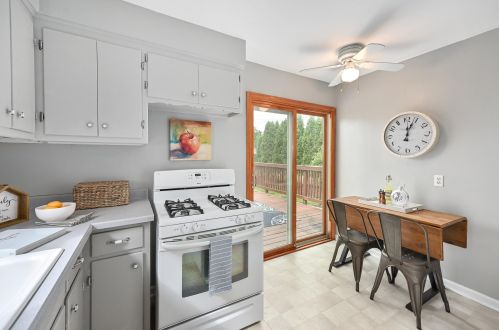 3257 88, Milwaukee WI 53222-3603 exterior