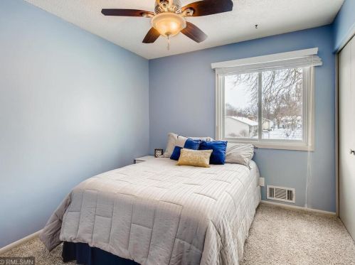 1758 Forssa Way, Saint Paul MN 55122-2658 exterior