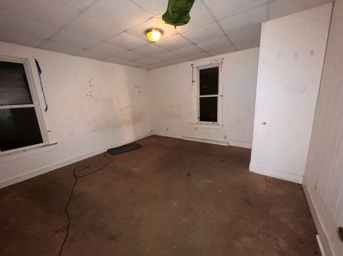 728 Ash St, Waukegan IL 60087-5037 exterior