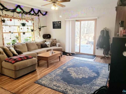 4323 Pitt St, Duluth MN 55804-1964 exterior