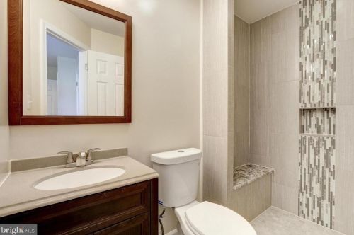 726 50th St, Washington DC  20019-4813 exterior