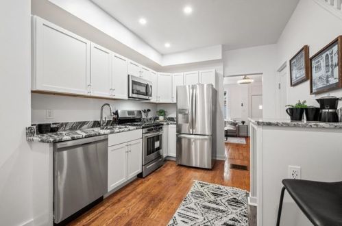 4217 Dunkeld Way, Pittsburgh PA 15201-1727 exterior