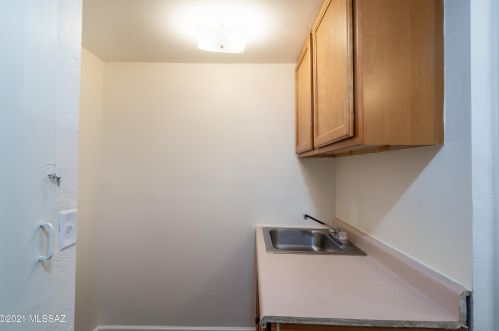 7325 Placita Antigua, Tucson AZ  85710-3706 exterior