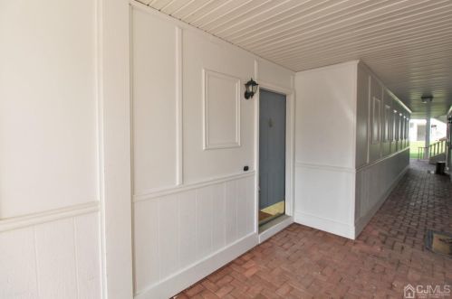 452 Northam Dr, New Brunswick, NJ 08902-4242