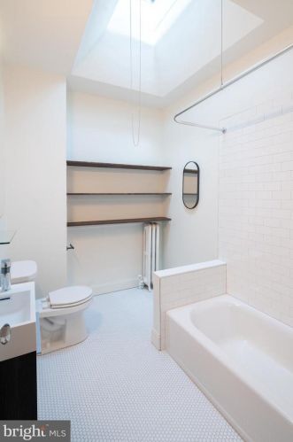 726 58 St, Philadelphia PA 19143-2432 exterior