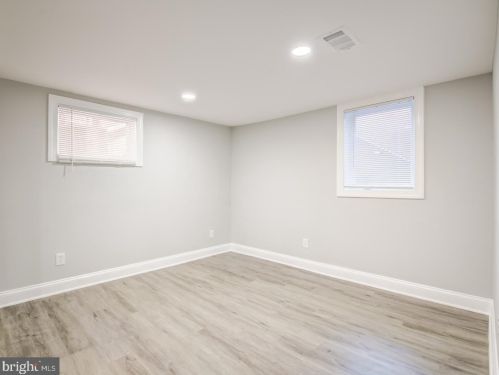 432 Orange St, Washington DC  20032-1622 exterior