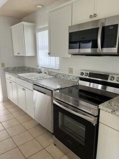 518 Floresta Dr, Fort Pierce FL 34983-8614 exterior