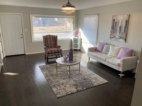 5308 63rd St, Milwaukee, WI 53218-3115