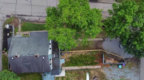 9101 Maple St, Pittsburgh, PA 15239-1629