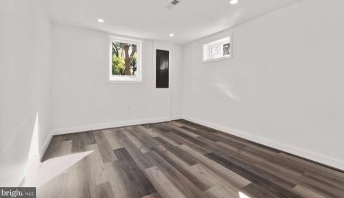 4608 Coachway Dr, Rockville MD  20852-2338 exterior