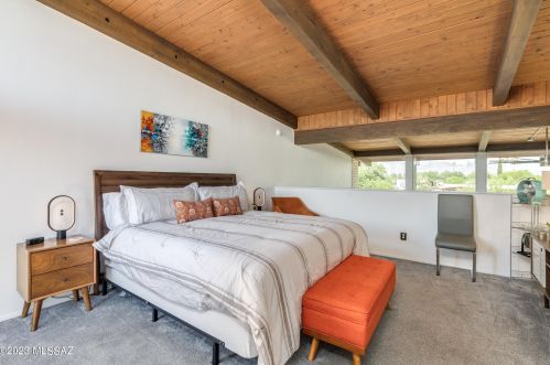 8731 Old Spanish Terrace Dr, Tucson AZ  85710-4072 exterior