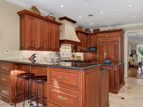 1738 Sedgwick St, Chicago IL 60614-4619 exterior