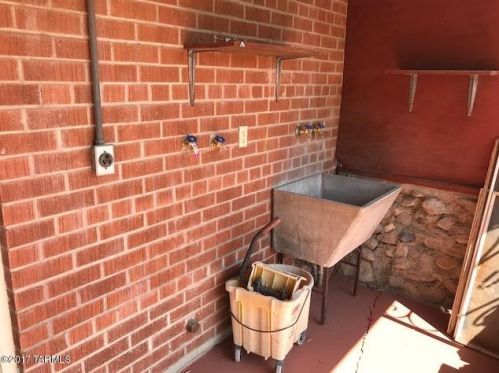 630 Stewart Ave, Tucson AZ  85716-4449 exterior