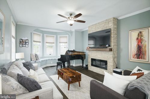 212 Atlantic Ave, Tavistock NJ 08033-3334 exterior