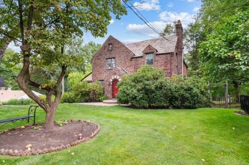 13 Churchill Rd, Pittsburgh, PA 15235-5108