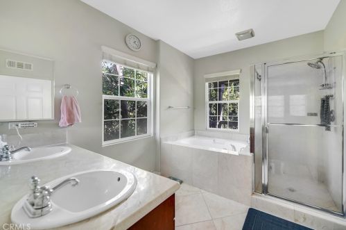 15231 Calverton Way, Tustin CA  92782-1737 exterior