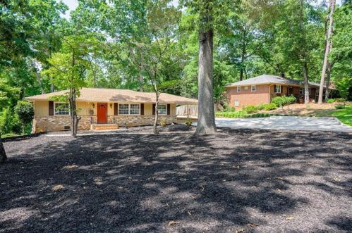 540 Holly Dr, Gainesville, GA 30501-2142