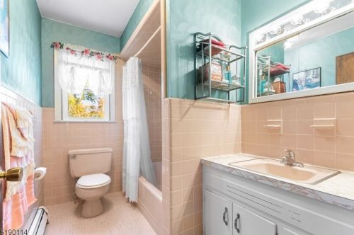 120 Lexington Ave, Cranford NJ 07016-2610 exterior