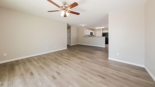 1241 13th Ave, Phoenix AZ  85007-3928 exterior