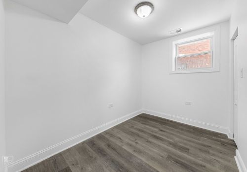 1872 Millard Ave, Chicago IL 60629-4349 exterior