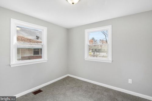 131 Dorsey Dr, Edgewater MD  21037-1019 exterior