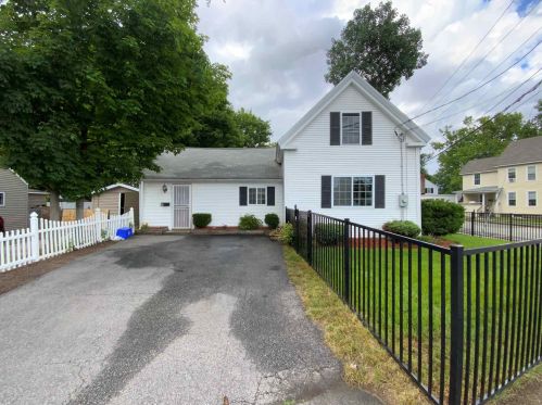 68 Spring St, Concord, NH 03301-2427